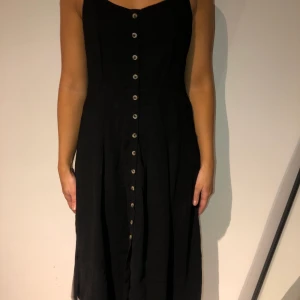 LÅNGKLÄNNING  - SÅÅÅ FIN långklänning💖 storlek S/M