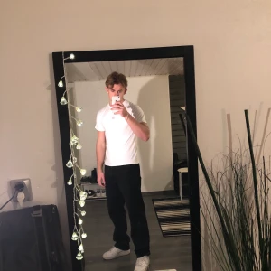 Stone island tshirt - Bra skick, lite krympt så den sitter som S/M