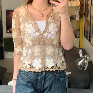 stickad kofta - köpt secondhand! 