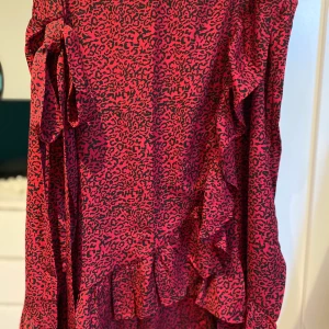 Storlek xl  - Aldrig använd 