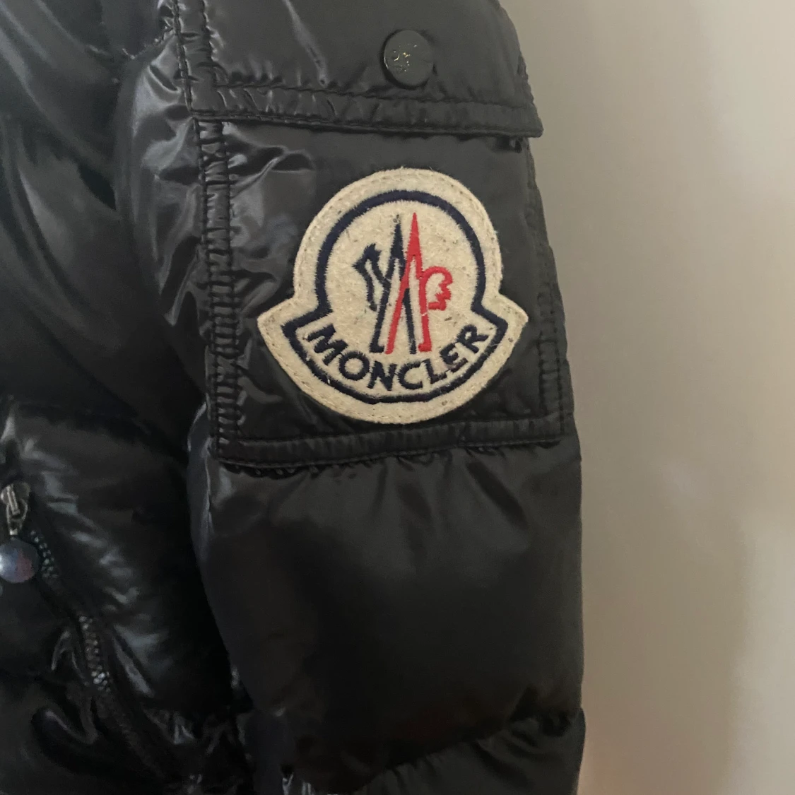 Moncler jacka  - 90