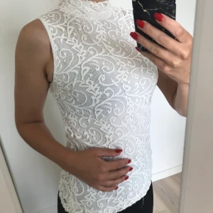 Linne från Stockholm LM slt. Xs - Säljer detta pololinne från Stockholm LM. Andvänt väldigt lite så det är i bra skick, nästa som nytt. Frakt tillkommer 