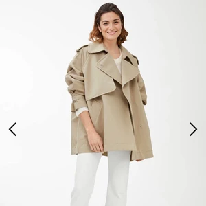 Arket trenchcoat SÖKES - Jag söker denna jacka från arket i stl 34 eller 36. 