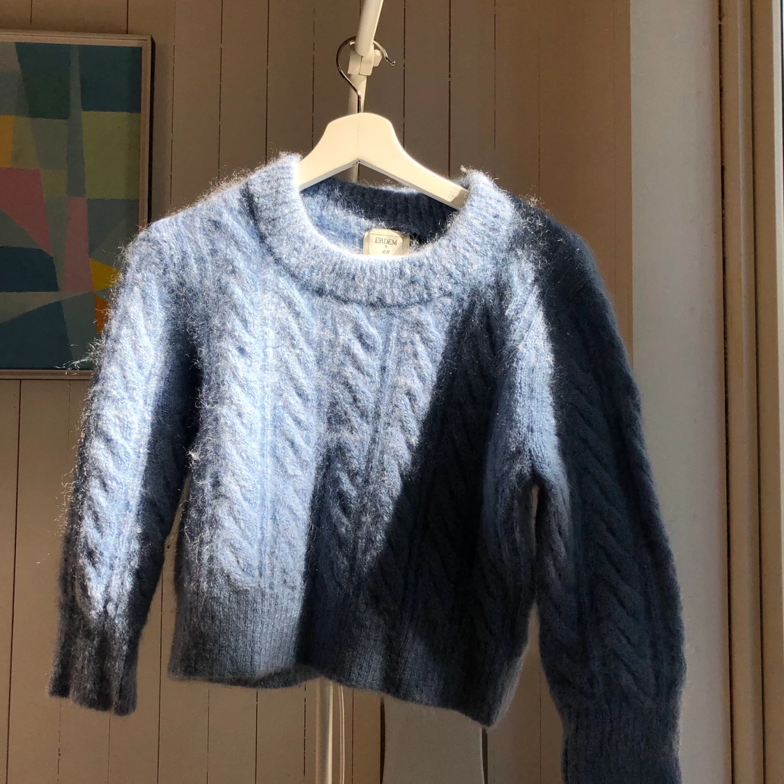 Stickat croppad tröja