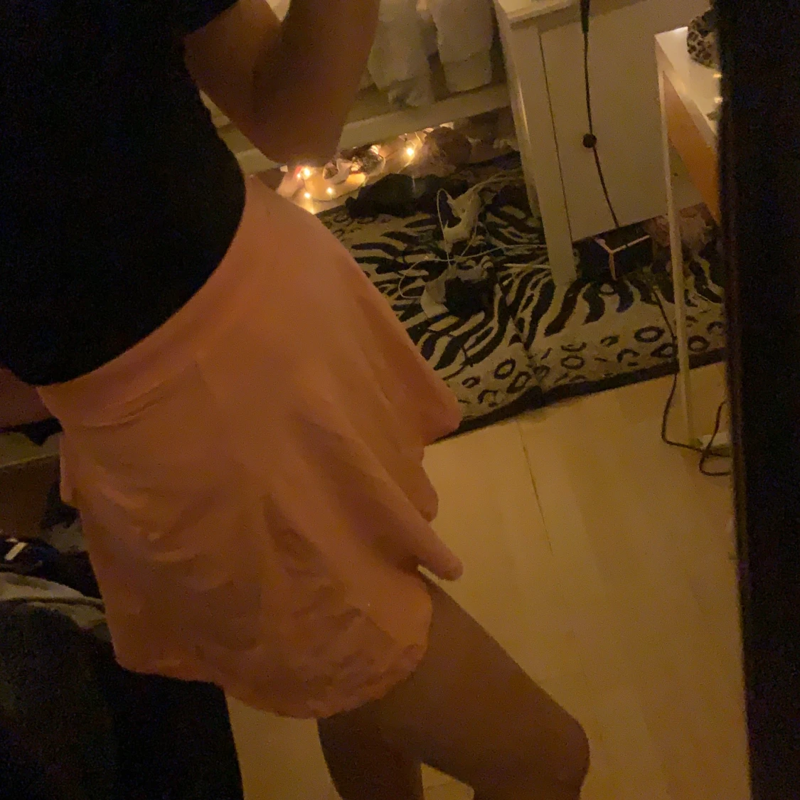 Rosa kjol strl146/152  - 91