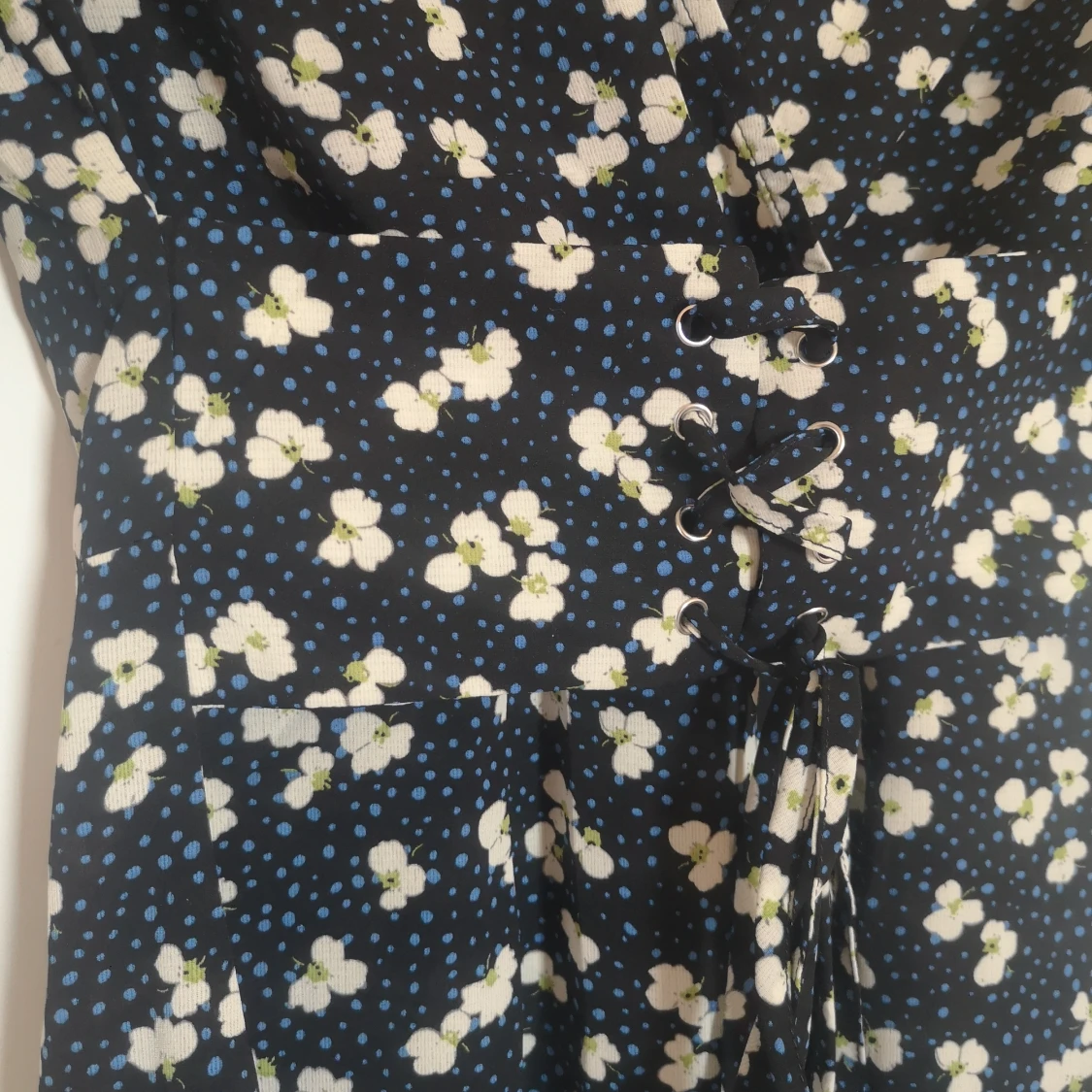 Blommig sommarklänning - 91