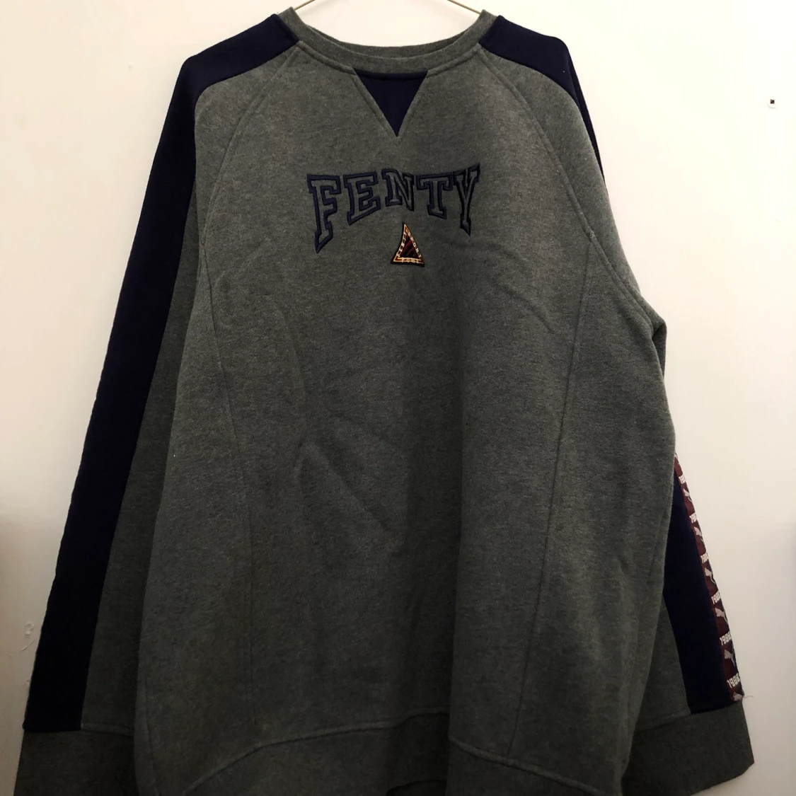 Fenty jumper - 90