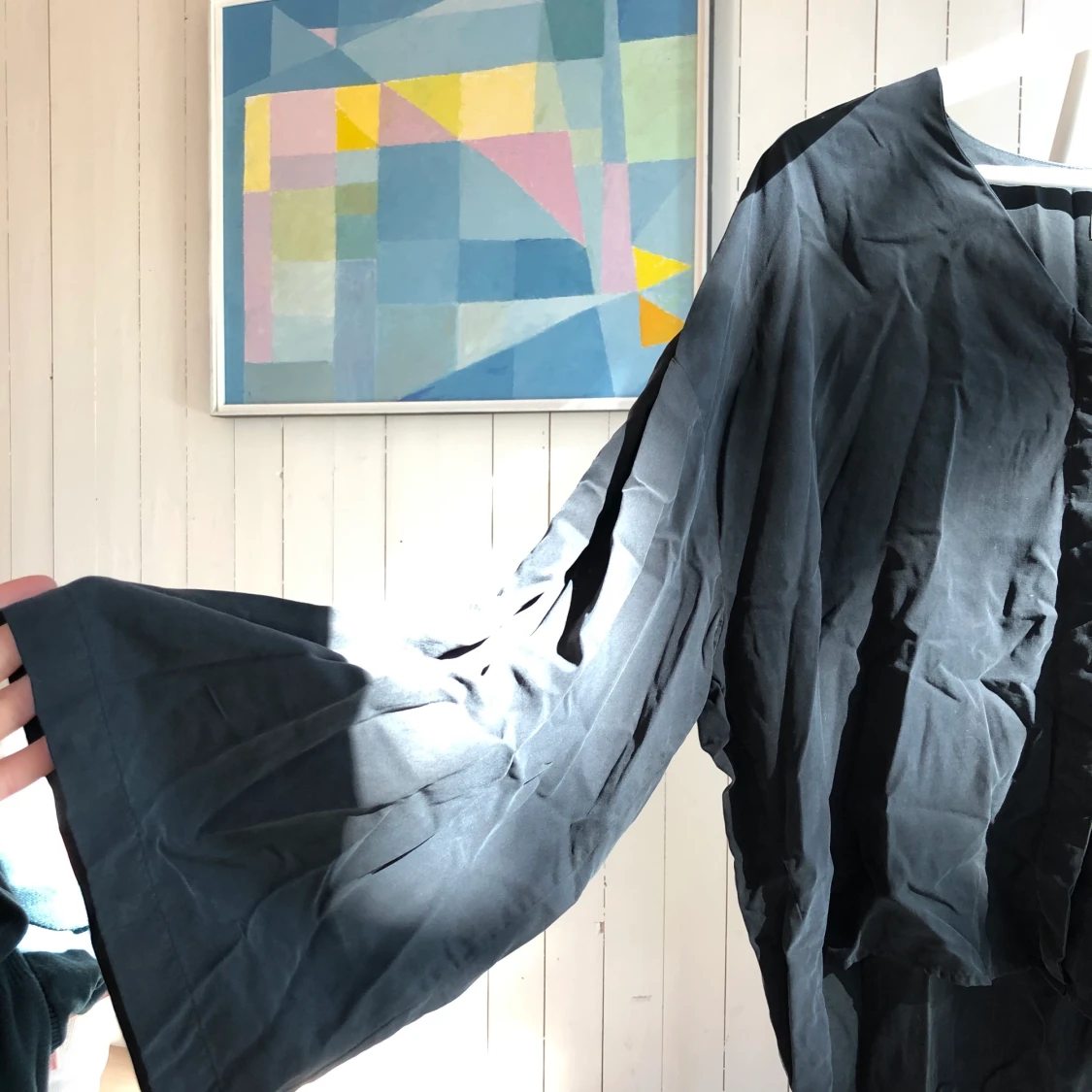 Weekday blus med vida ärmar  - 90