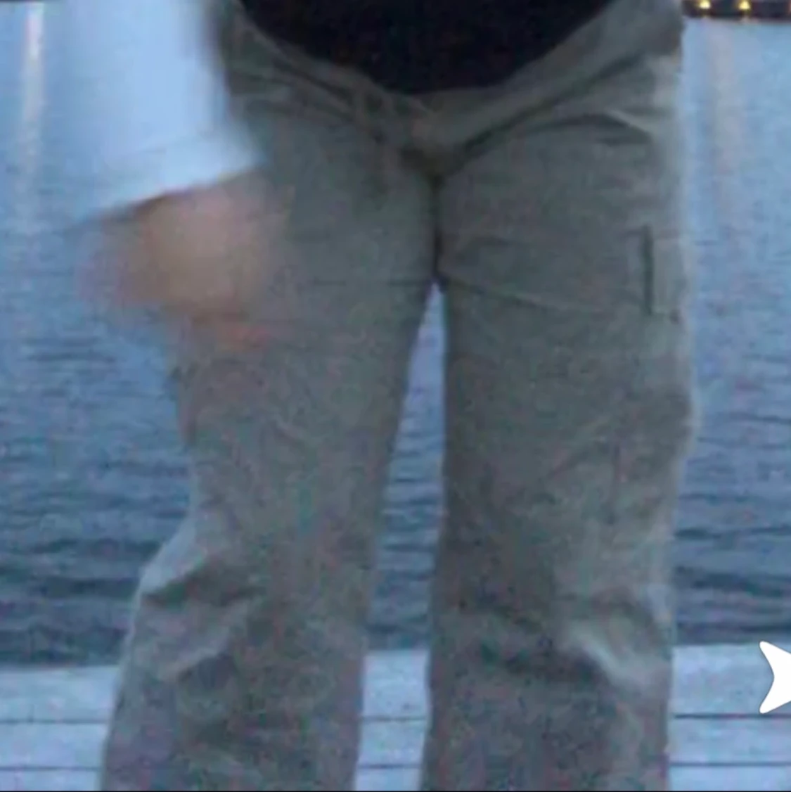 Super balla Beigea byxor med fickor - 91