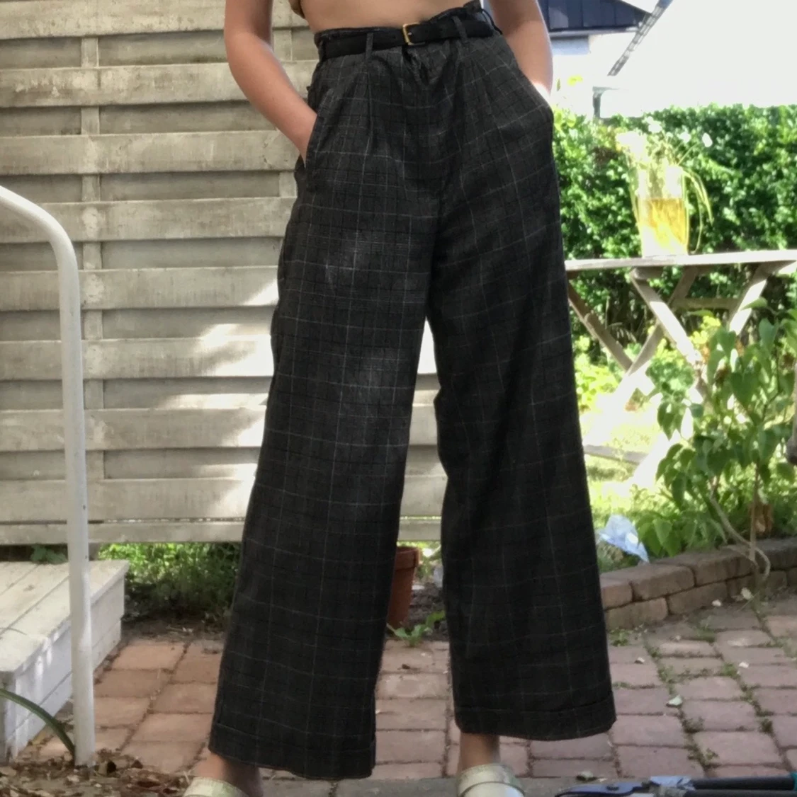 Långa, rutiga byxor med hög midja - 90