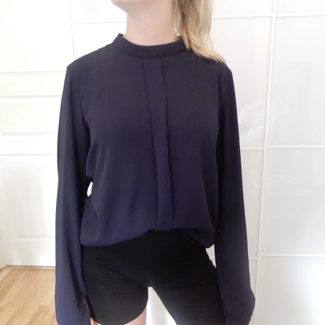 Marinblå stilig blus