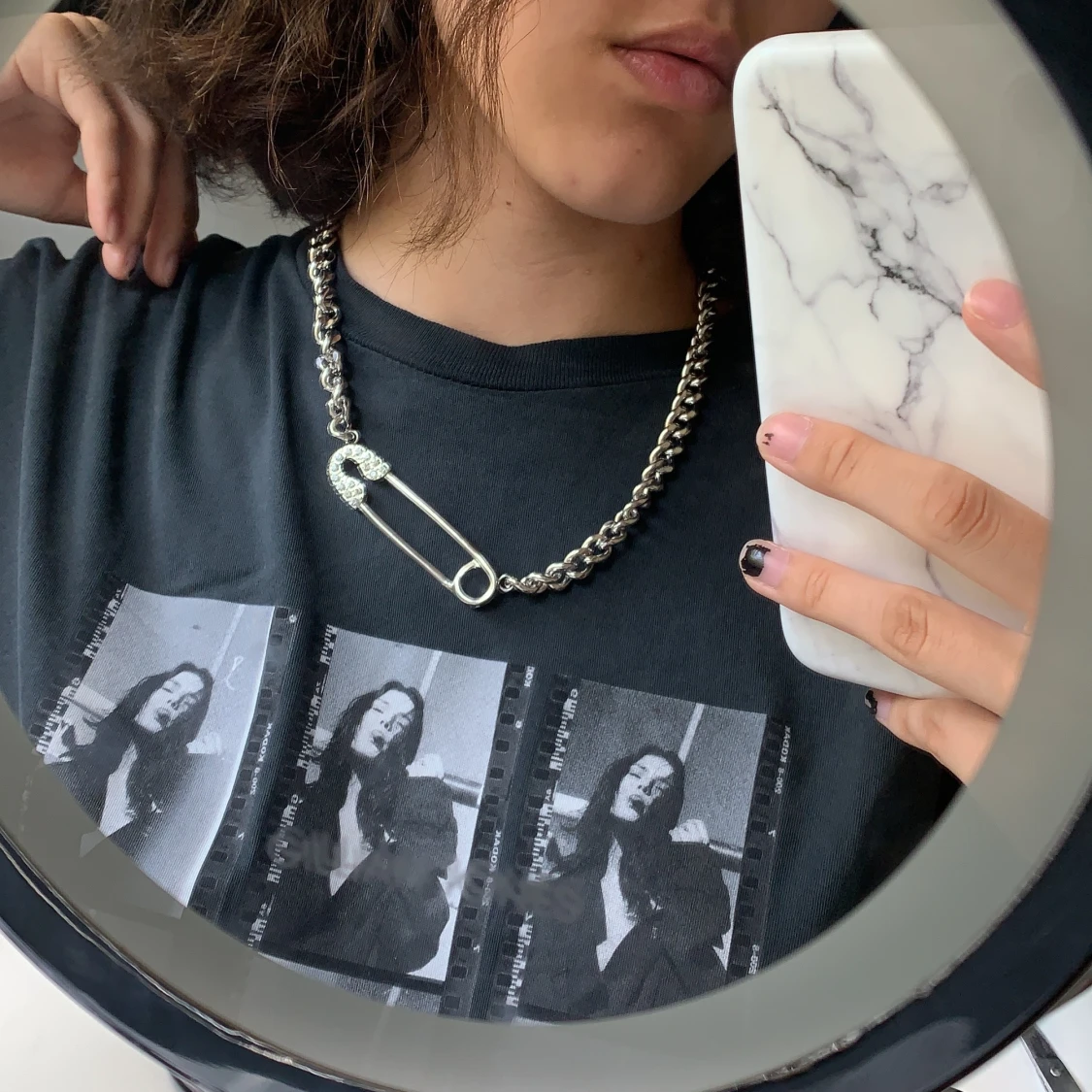 Kedje halsband med säkerhetsnål  - 91