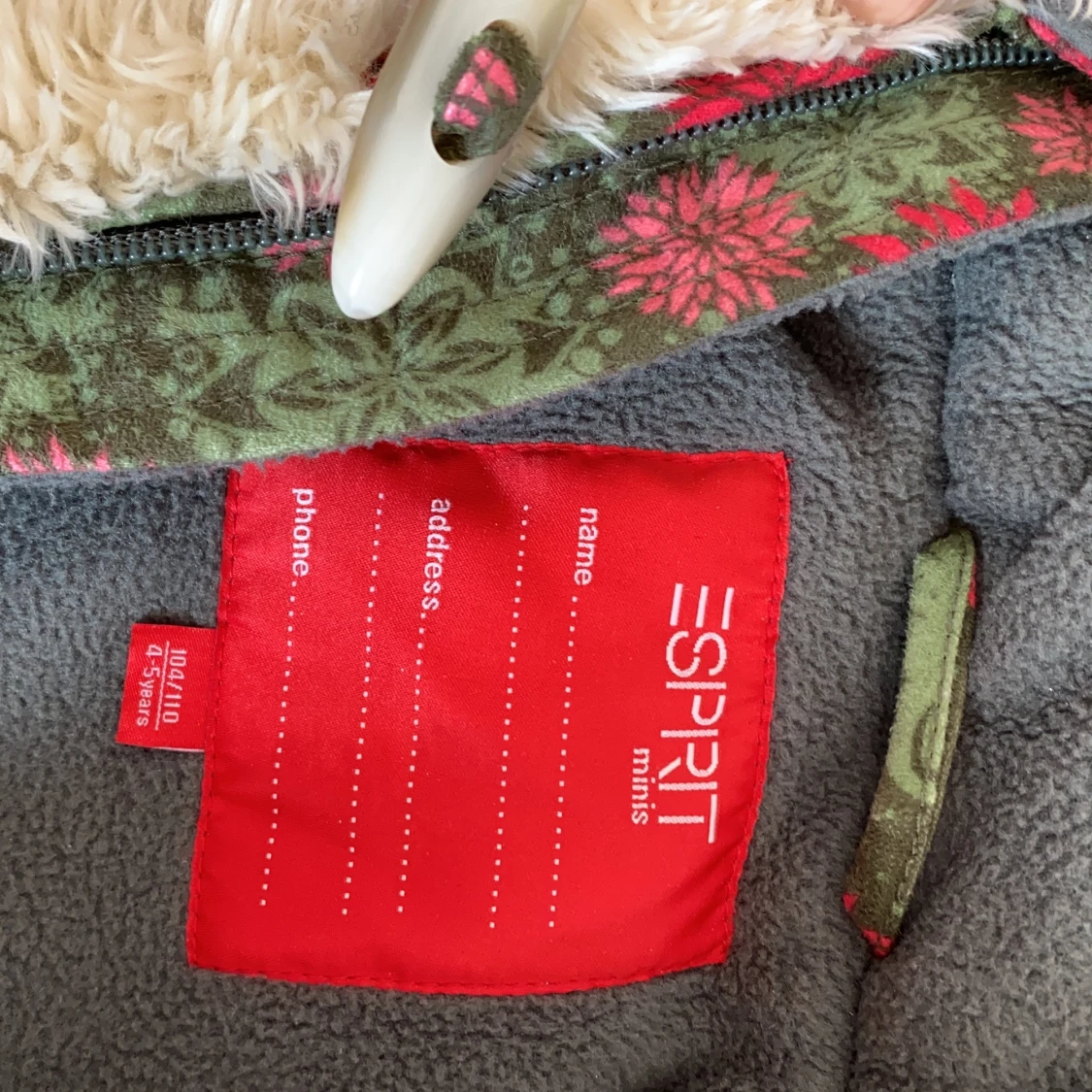 Äkta ESPRIT jacka i stolek 104-110 - 91