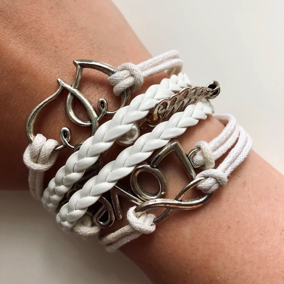 ✨ARMBAND VITT LOVE✨ - 90