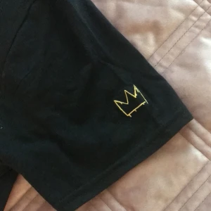 Hov1 t-shirt - Oanvänd t-shirt, köpt från Hov1 hemsida. Stolek S. FRI FRAKT