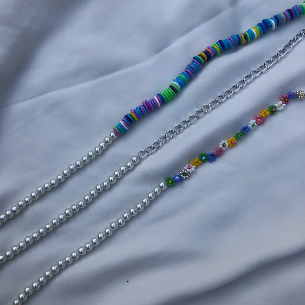 NU finns detta unika halsband till salu! Kostar 89kr (inkl frakt) Följ min Instagram för mer fina smycken @alvasellout💛💛💛. Accessoarer.
