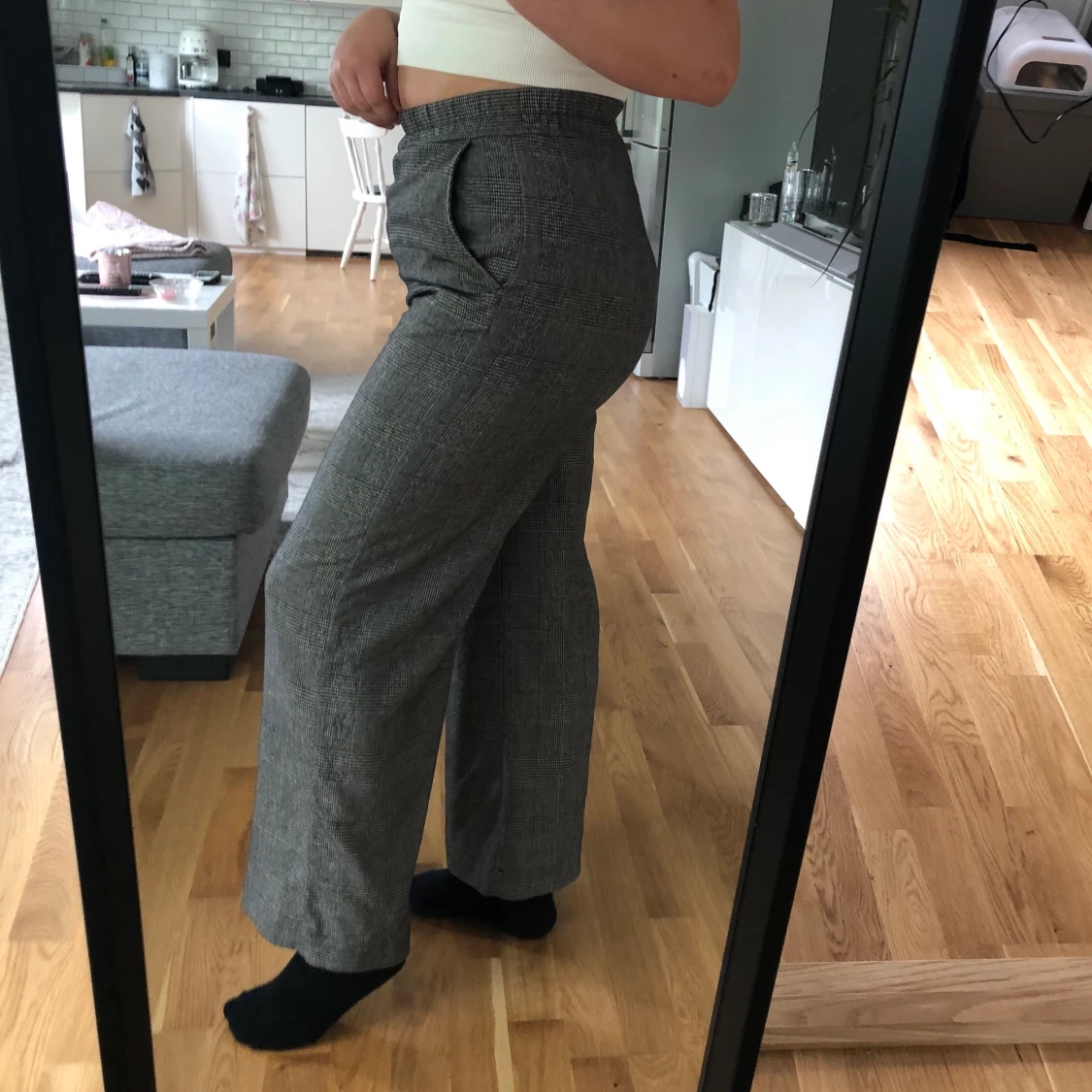 Gråa kostymbyxor - 91