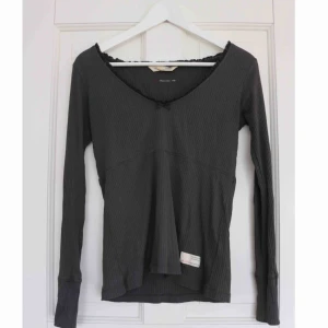  - Storlek 1 = 32. Jag har storlek XS/S och den här passar perfekt. Använd en gång, frakt tillkommer.