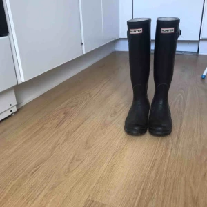  - Fina gummistövlar från Hunter. Gott skick, knappt använda. 