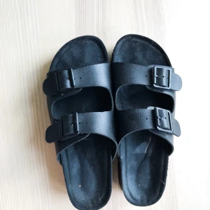  - Fina platform-sandaler från din sko! Köpte för 399, använda endast en gång. Köparen står för frakt😘 Pris kan dock diskuteras😊