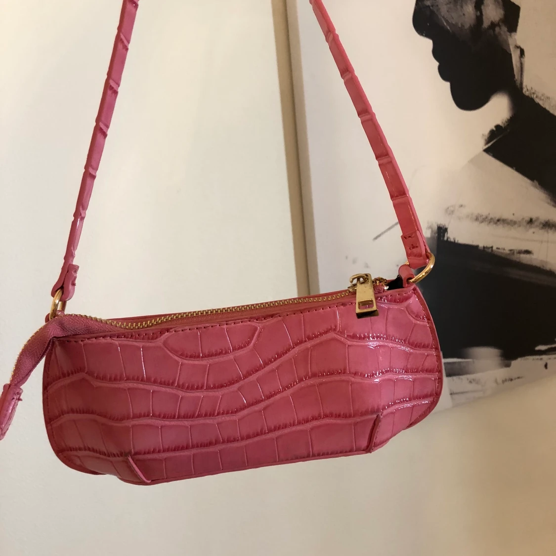 Axelväska från Asos - 90