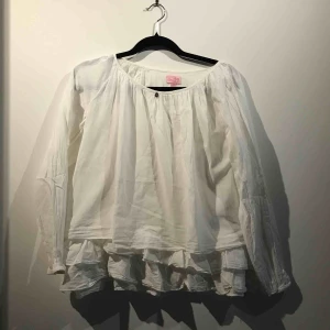  - Vit blus storlek 158/164  XS pris ink frakt