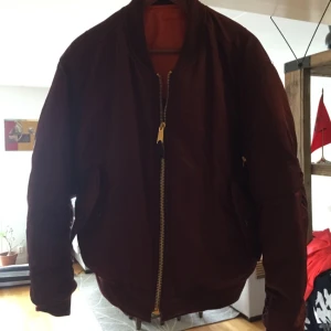  - Använd endast ett fåtal ggr den är i väldigt bra skick. Mottagaren betalar frakt eller så kan jag mötas upp någonstans i Stockholm 