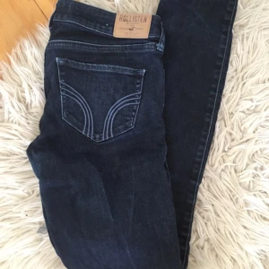  - Hollisterjeans. Bra skick. 