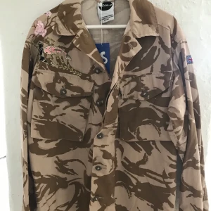 Camo jacka Milk.it stl M-L - Ny! Omgjord camo jacka. Stl M-L