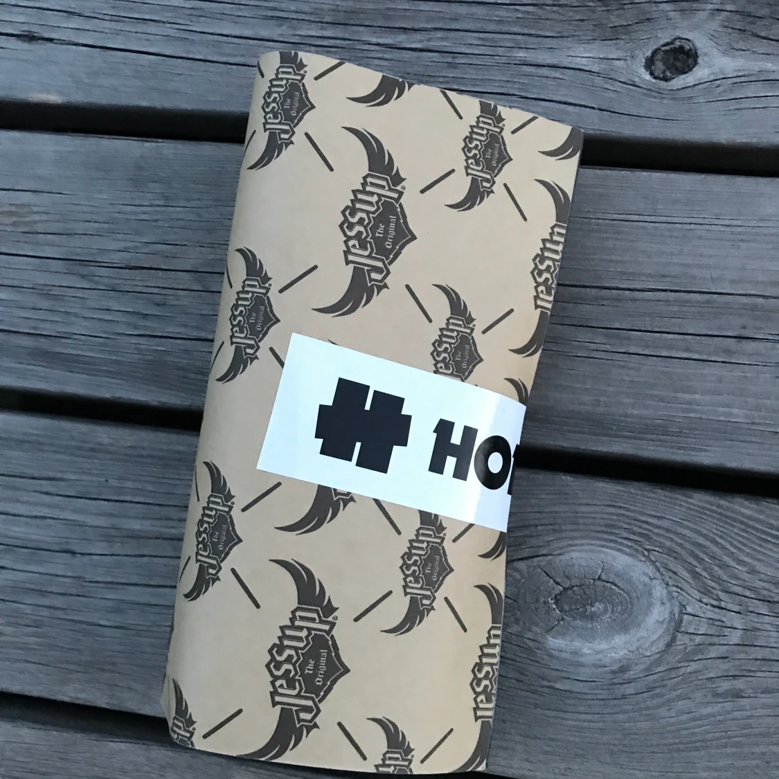 Hollywood skateboard griptape