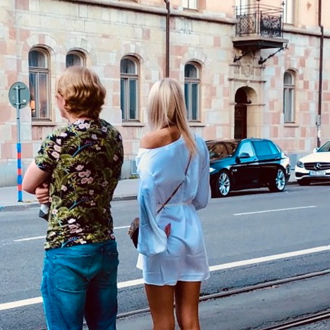 Hanna Schönberg X NA-KD - 91