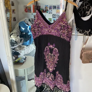 Supersöt tröja  - Frakt: 66kr💞 hör av dig om du är intresserad💞