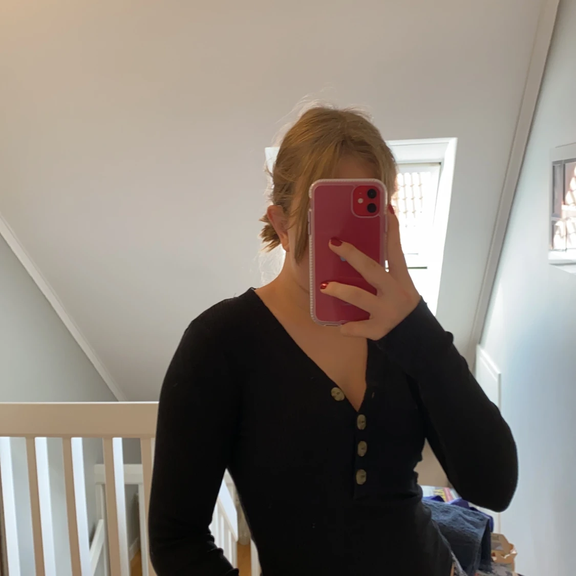 Svart räfflad tröja från Ginatricot - 90