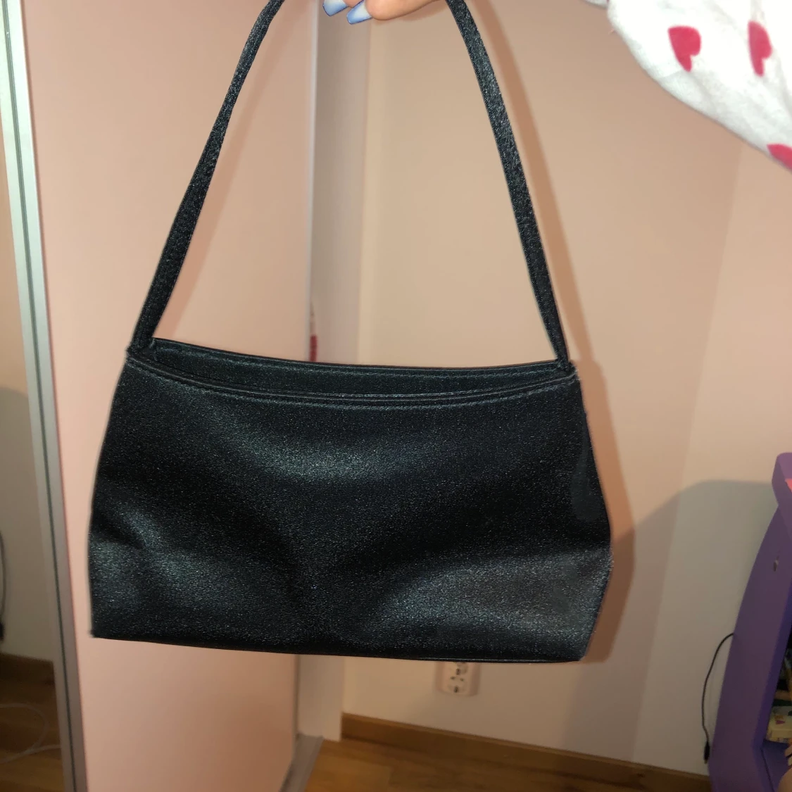 Svart axelväska - 90