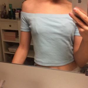 En topp från Cubus Storlek S - Har inte använts, ungäfer 1 gång minst 🥰