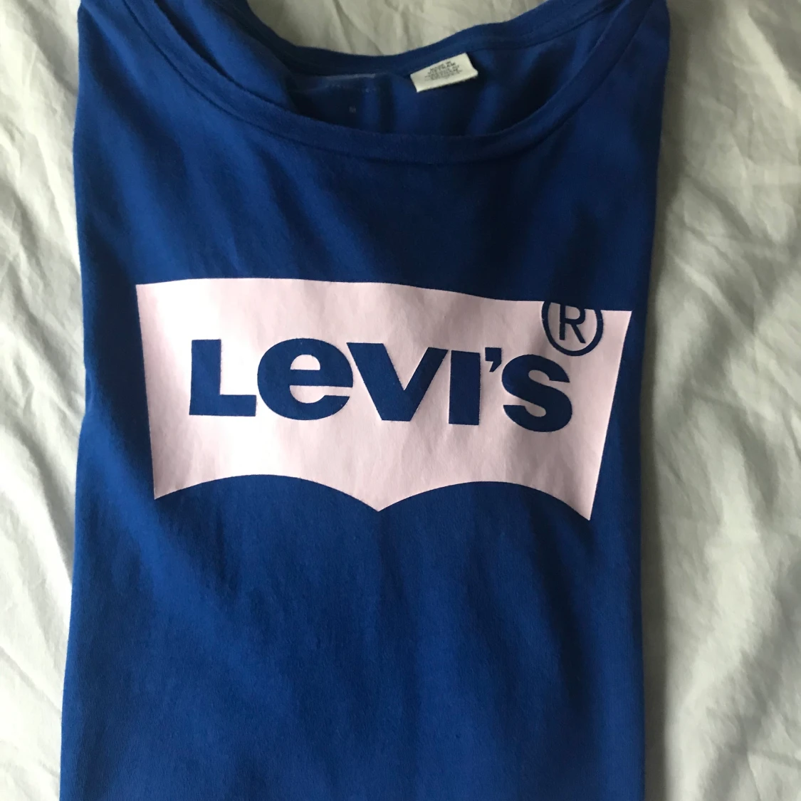 2 Levis T-shirts  - 90