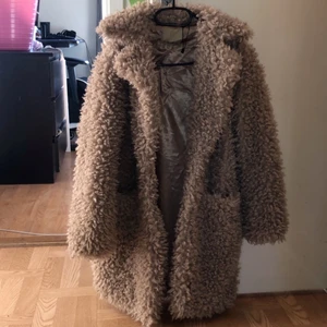 Teddy jacka - Jättetjock Teddy jacka. Aldrig använd. 