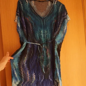 Strandklänning - Skön och luftig stranklänning från HM