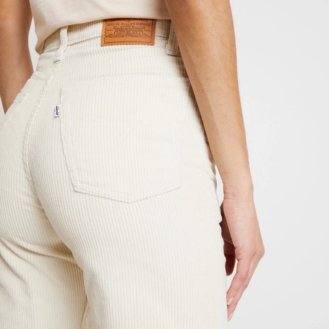 Levi’s Ribcage Straight Ankle  - 90