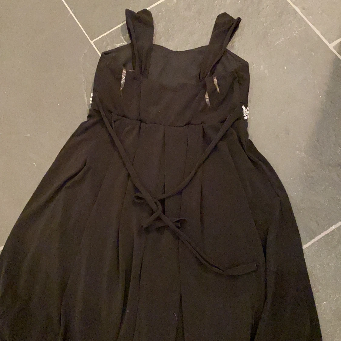 Svart klänning - 91