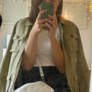 Grön Jeansjacka! - Storlek 38! 250kr 🥰