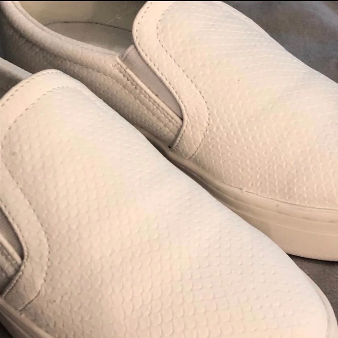 Ej använda nelly skor  - 90