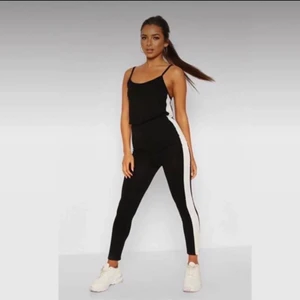 Byxdress petite strl 34 - Ny med lapp. 100kr + 44kr porto 