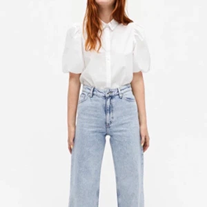 Monki jeans - Säljer nu mina otroligt trendiga monki jeans då jag fick med  två styckna.🥰💗🦋