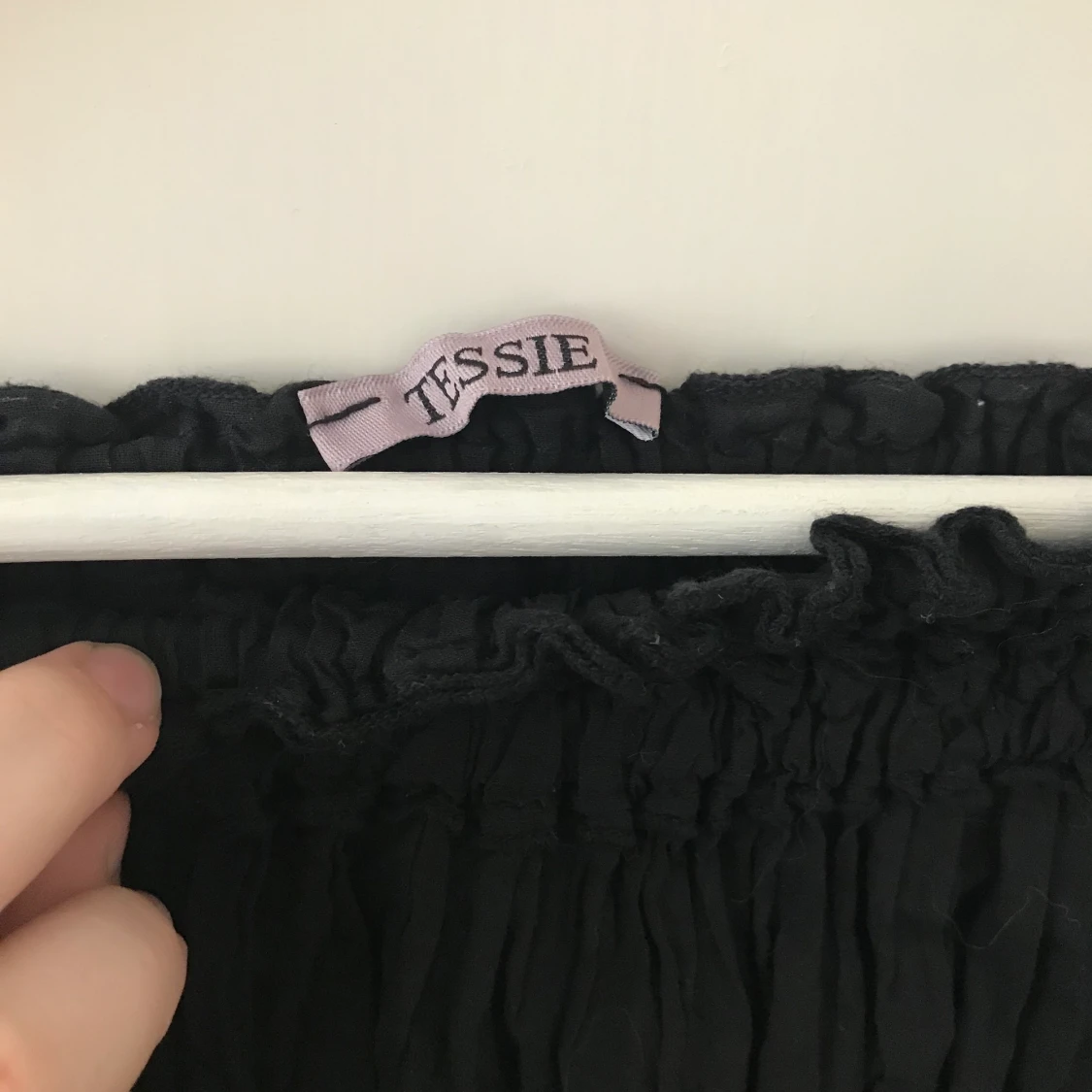 Off shoulder blus från Tessie - 90