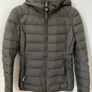 Original parajumper jacka  - Jacka ifrån parajumper storlek XS! Nypris 5000kr