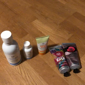 Lite smått o gott från the body shop - Någon öppnad men endast tagen pytte lite och syns ej. Köpare står för frakt! Dm för pris 