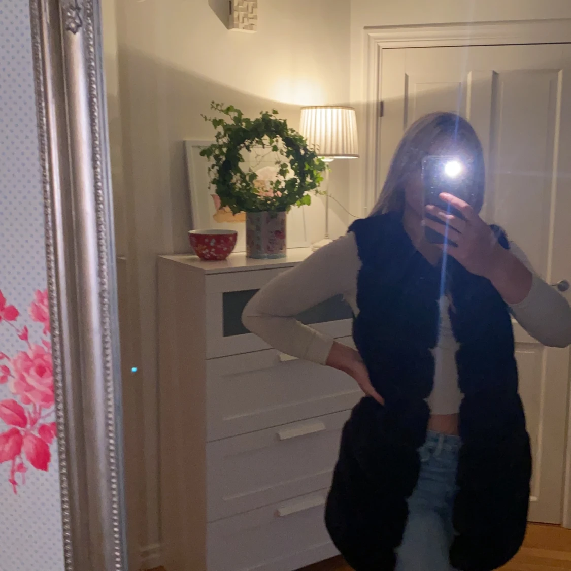 Svart päls väst - 91