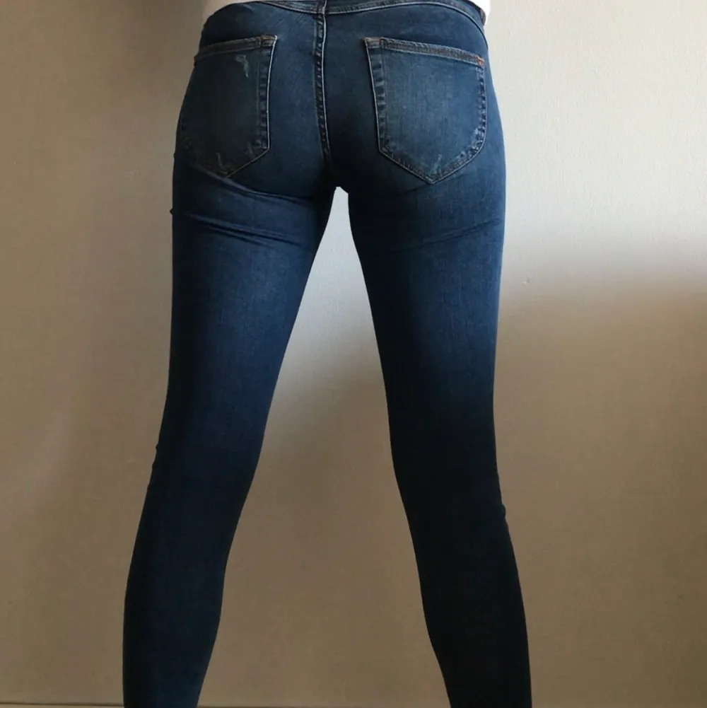 Jeans från zara i nyskick. Jeans & Byxor.