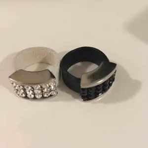 2 leather swarovski ring size 15,5 (55,5) 